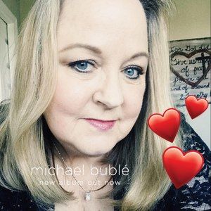 Meet your Posher, Jonelle